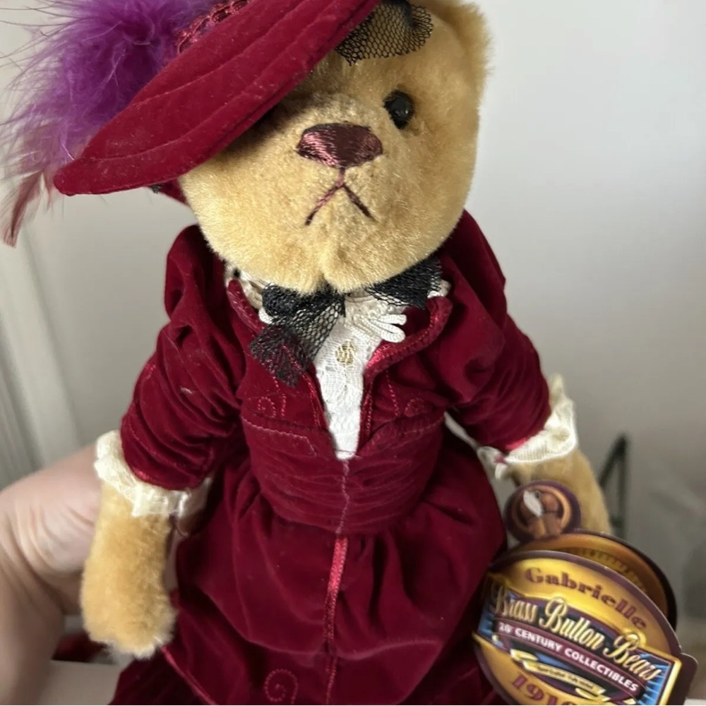NWT‎ Brass Button Bear Gabrielle 1910's/1999 Collectible by Pickford Bears